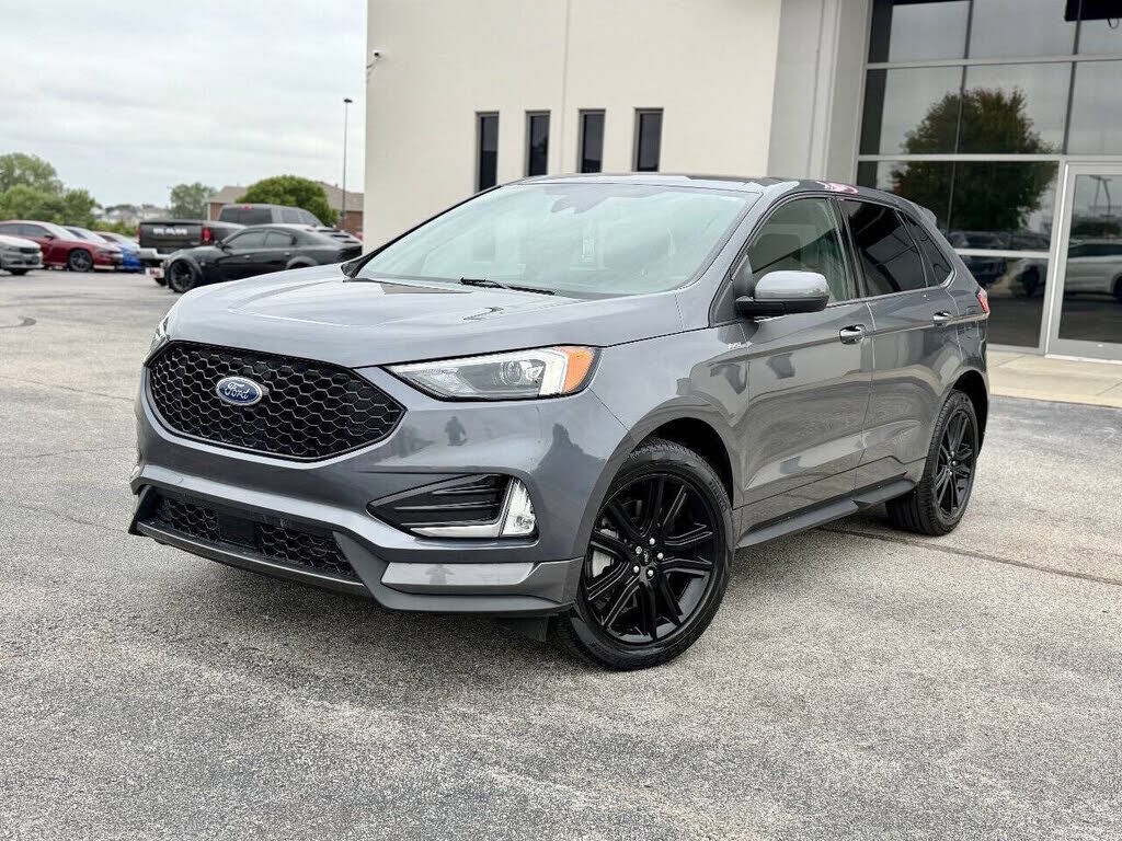 2022 FORD Edge