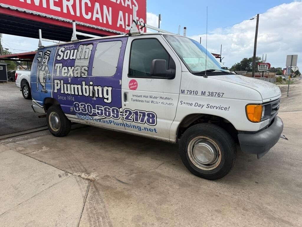 2005 FORD E-250