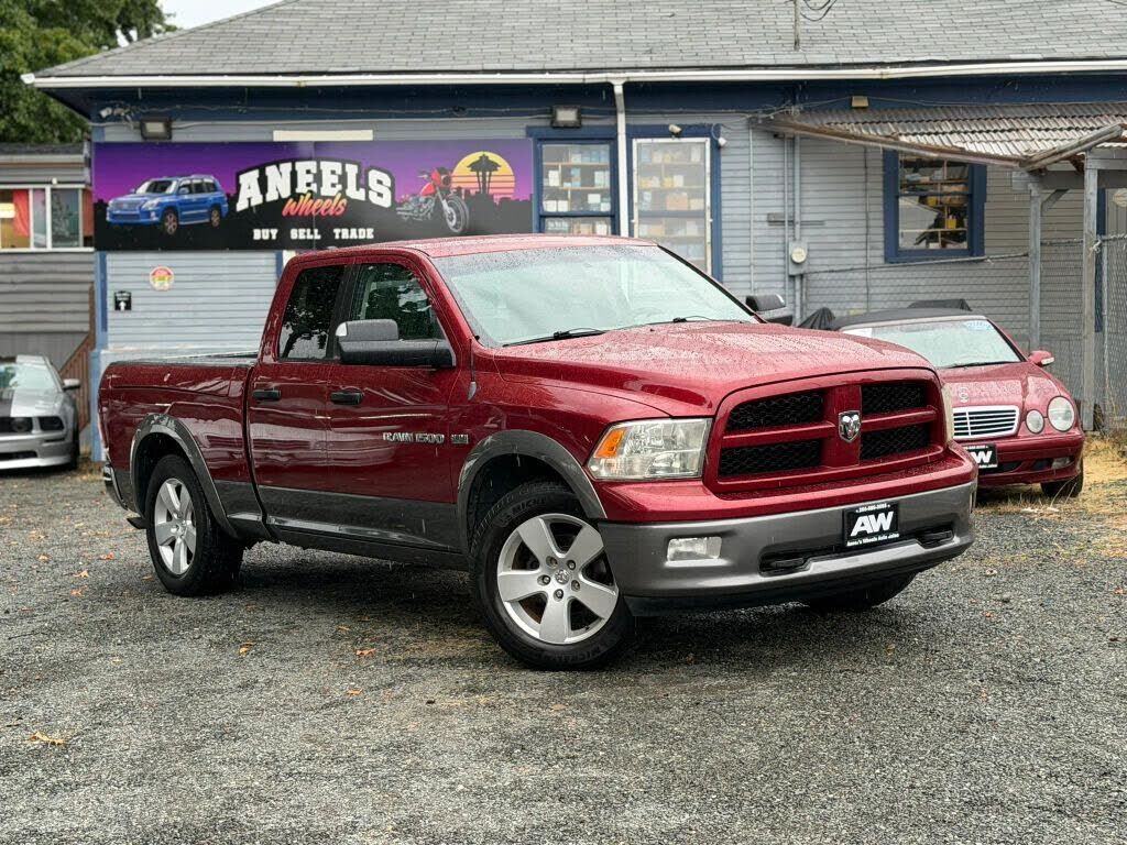 2012 DODGE Ram