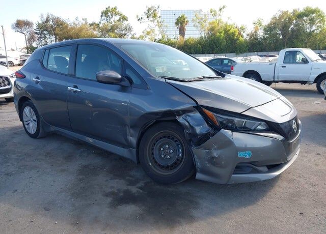 2025 NISSAN Leaf