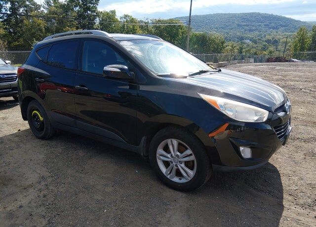 2013 HYUNDAI Tucson