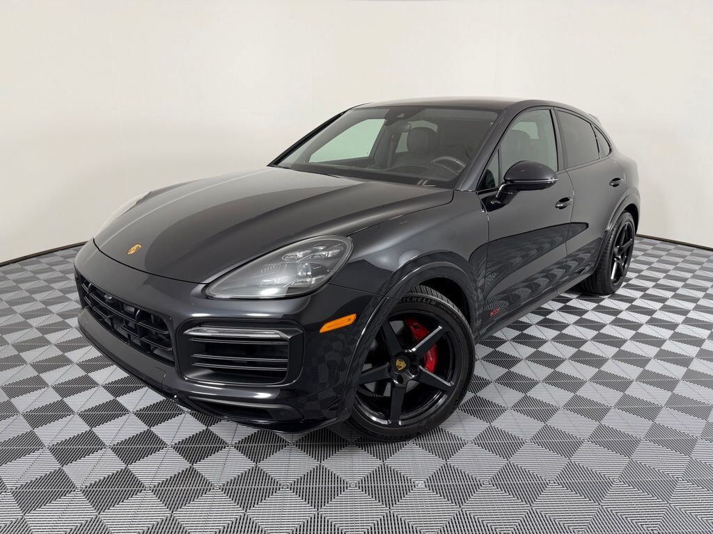 2021 PORSCHE Cayenne