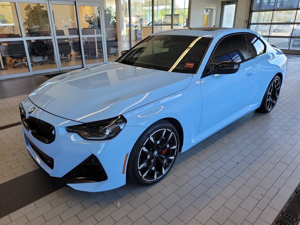 2025 BMW M2