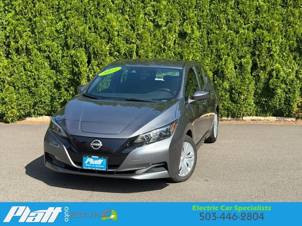 2025 NISSAN Leaf