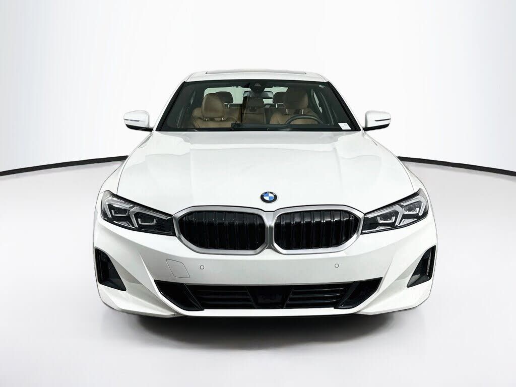 2025 BMW 330i