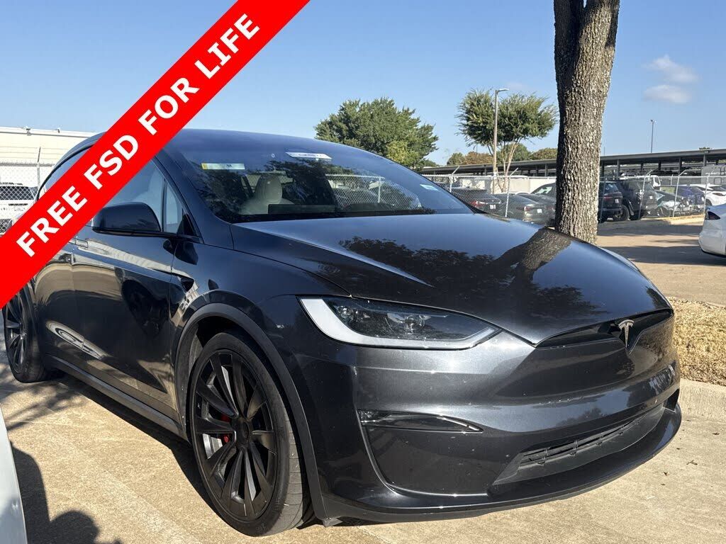 2025 TESLA Model X