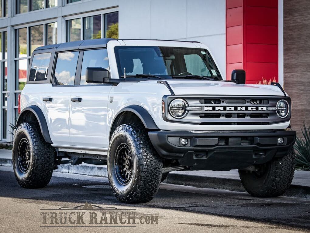 2021 FORD Bronco