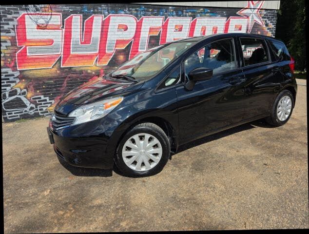 2016 NISSAN Versa