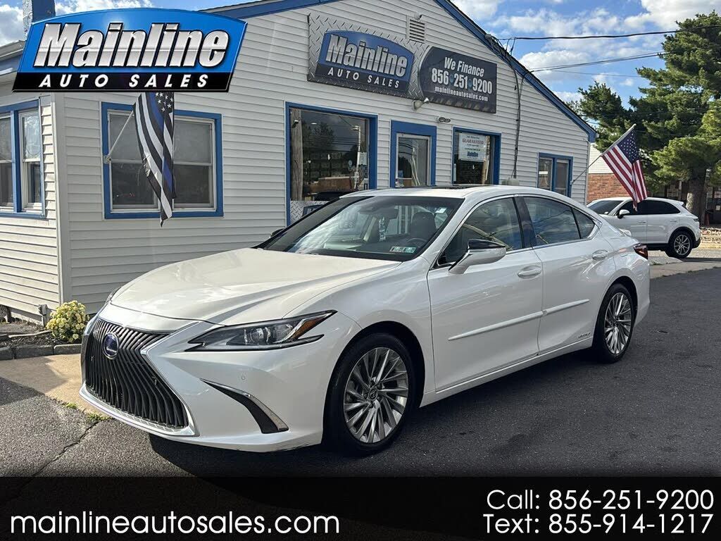 2020 LEXUS ES