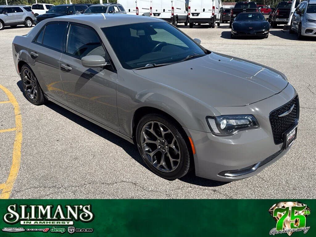 2018 CHRYSLER 300