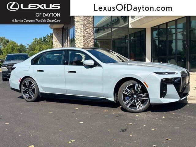 2023 BMW i7