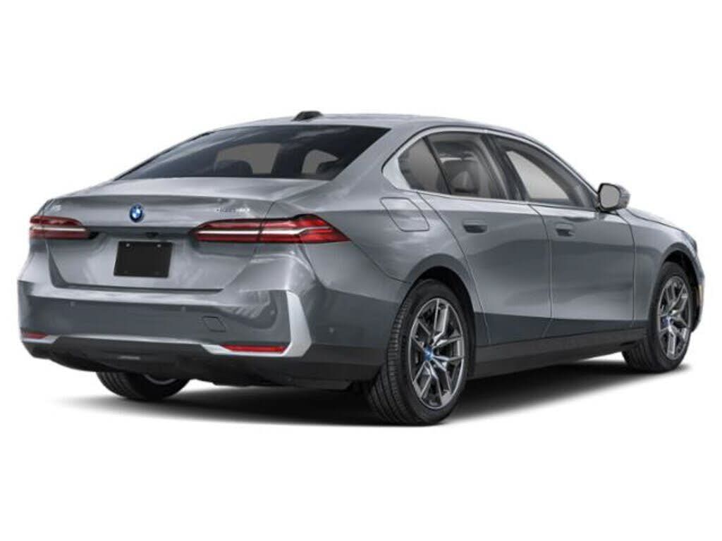 2024 BMW i5