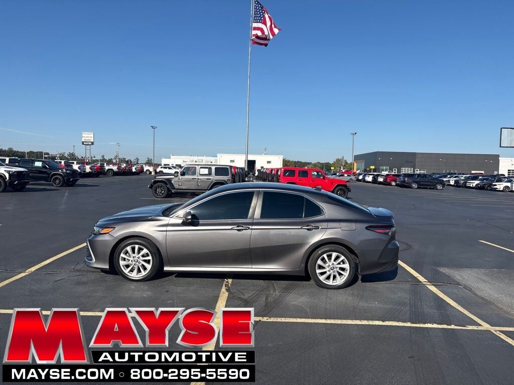 2021 TOYOTA Camry
