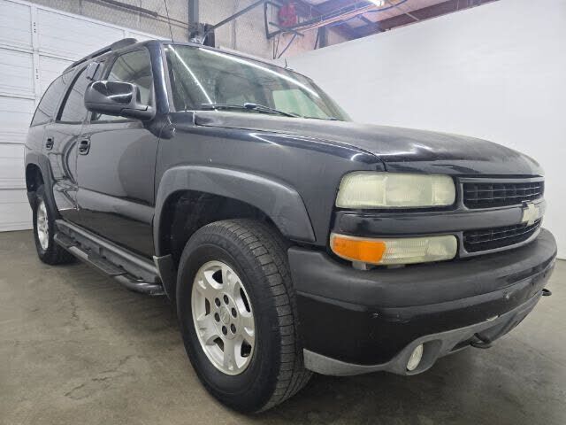 2004 CHEVROLET Tahoe