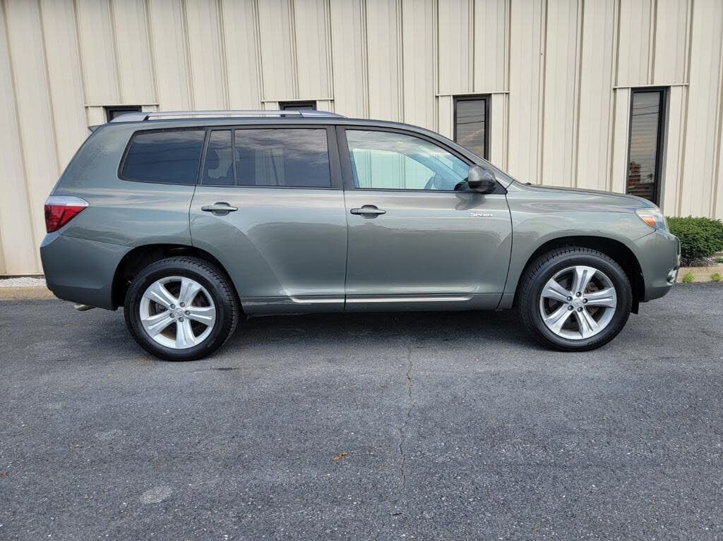 2010 TOYOTA Highlander