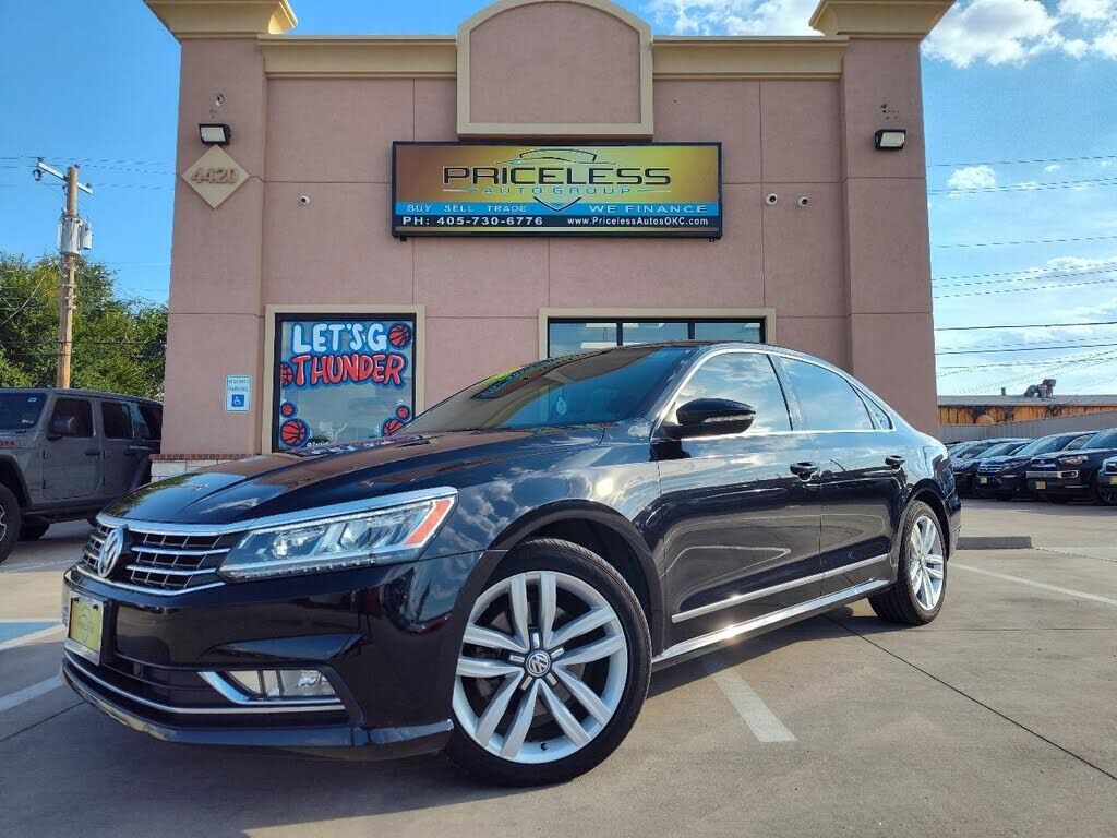 2017 VOLKSWAGEN Passat