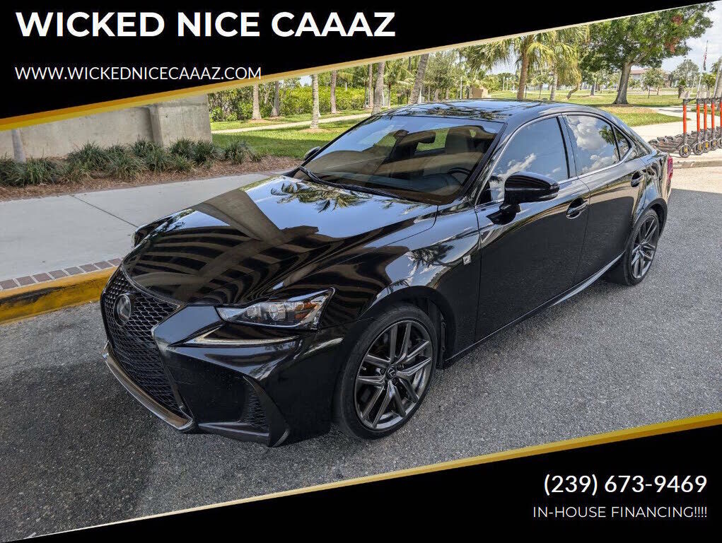 2019 LEXUS IS