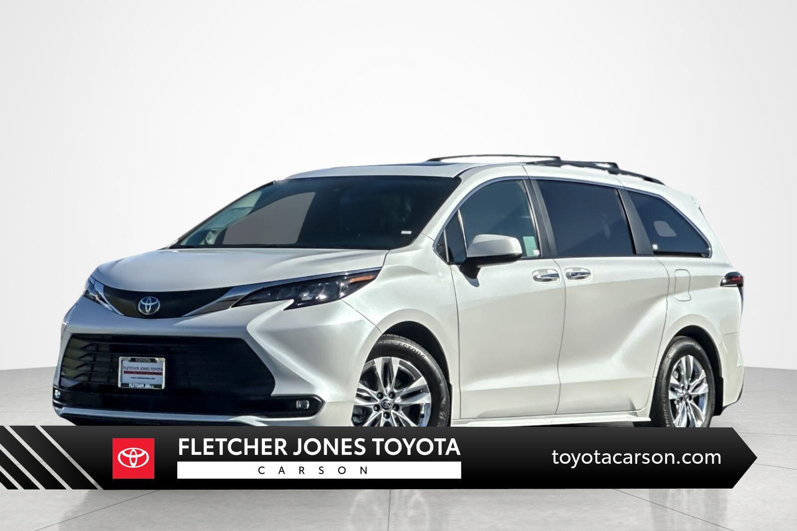 2025 TOYOTA Sienna