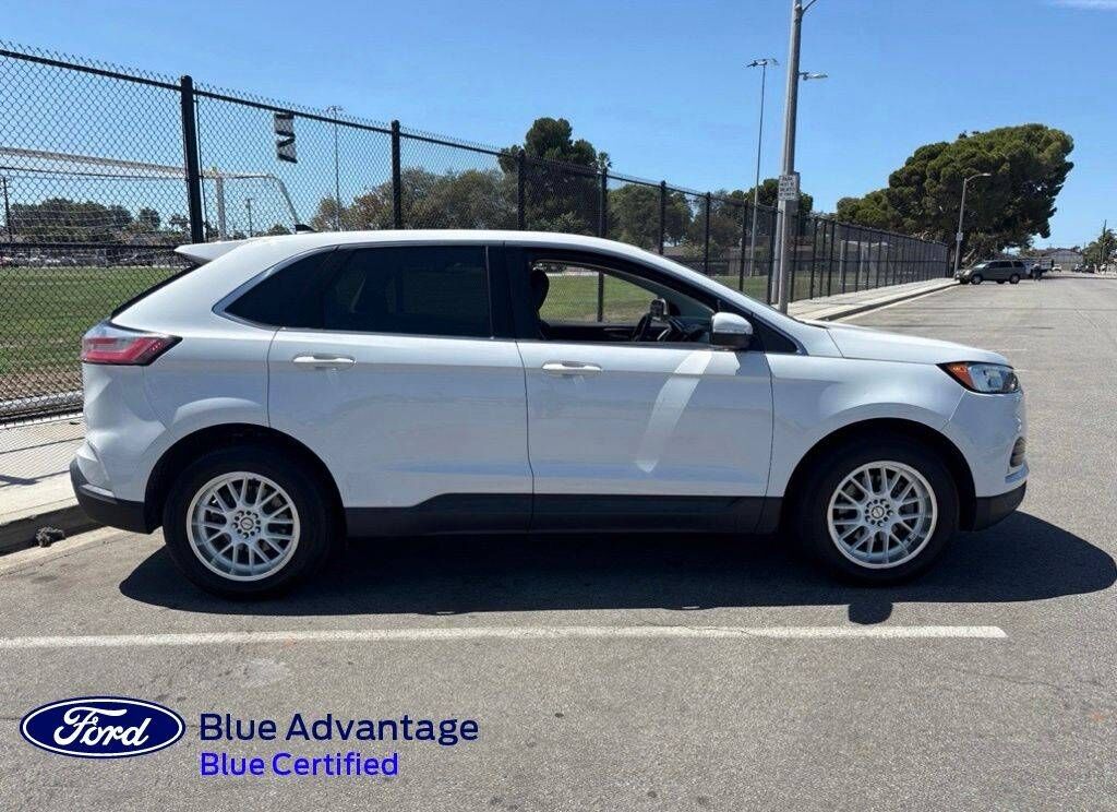 2020 FORD Edge