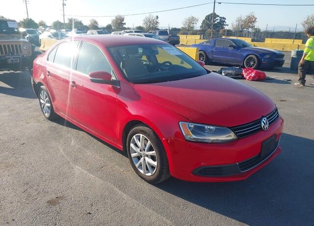 2014 VOLKSWAGEN Jetta