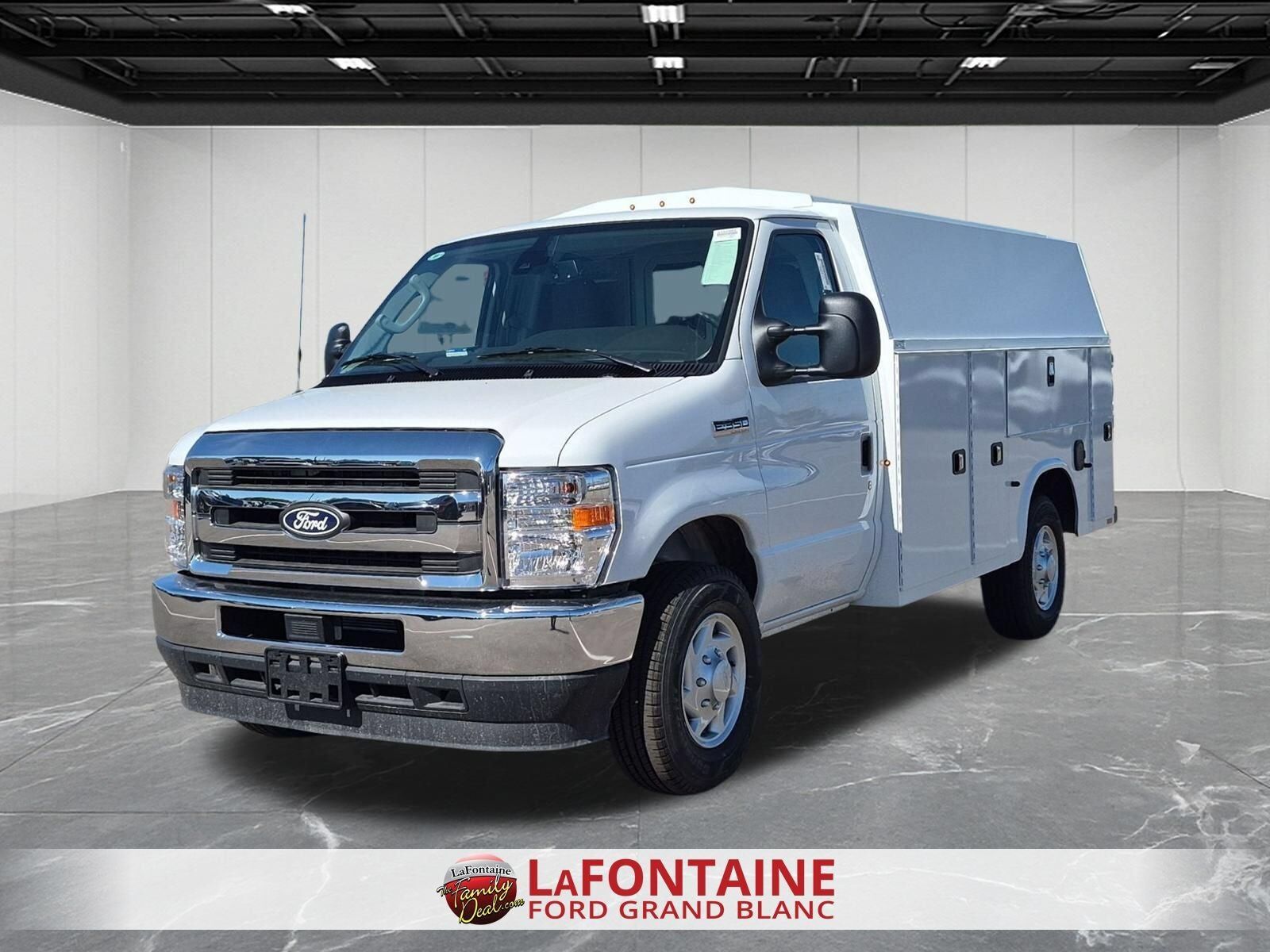 2027 FORD E-350