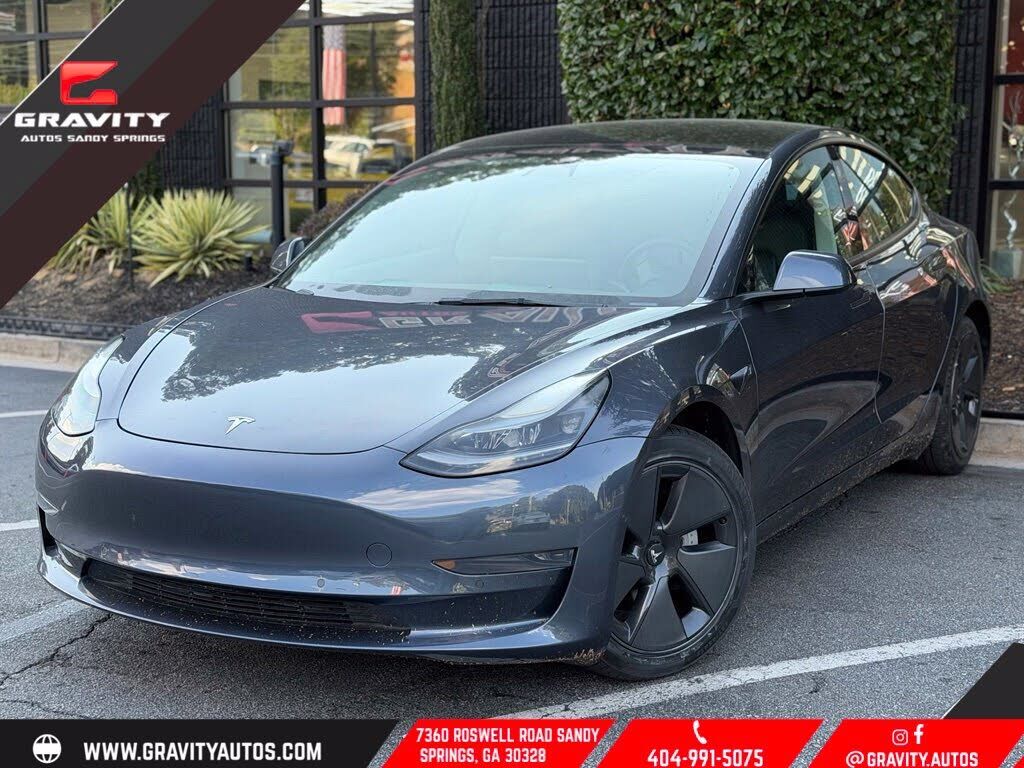 2022 TESLA Model 3