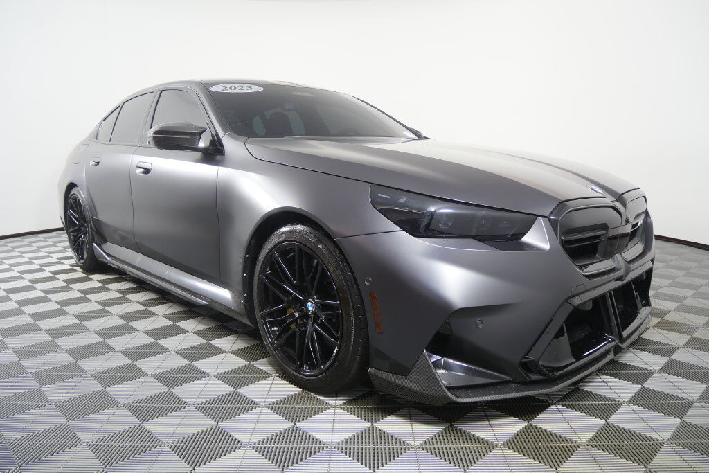 2025 BMW M5