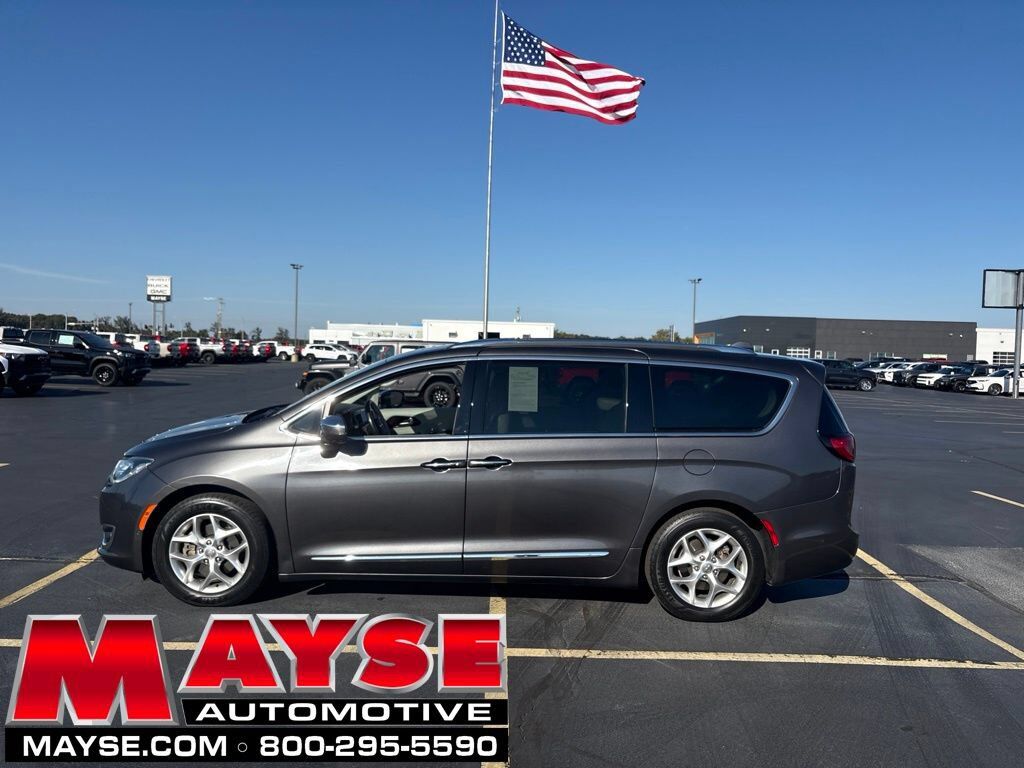 2020 CHRYSLER Pacifica