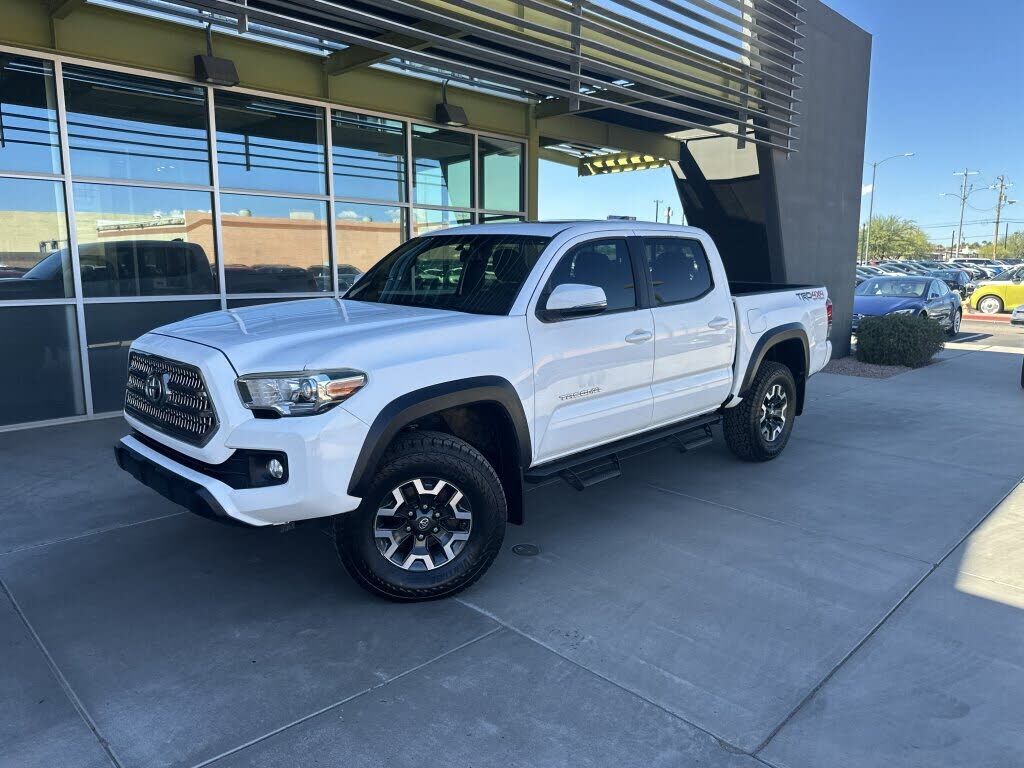 2016 TOYOTA Tacoma