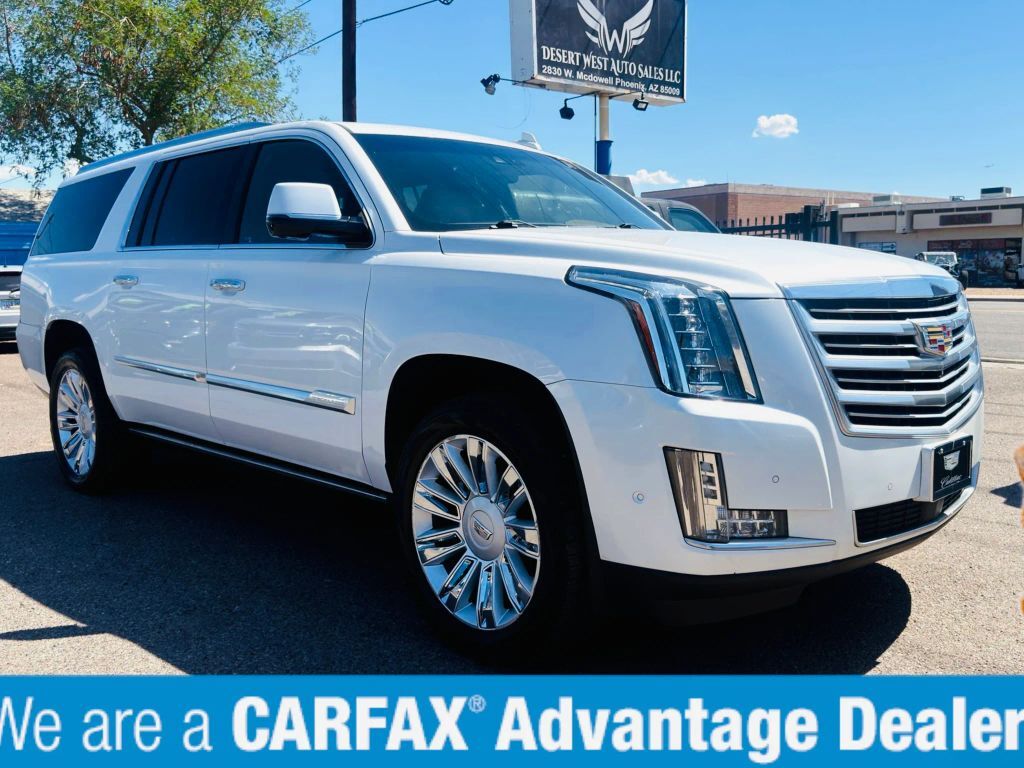 2017 CADILLAC Escalade ESV