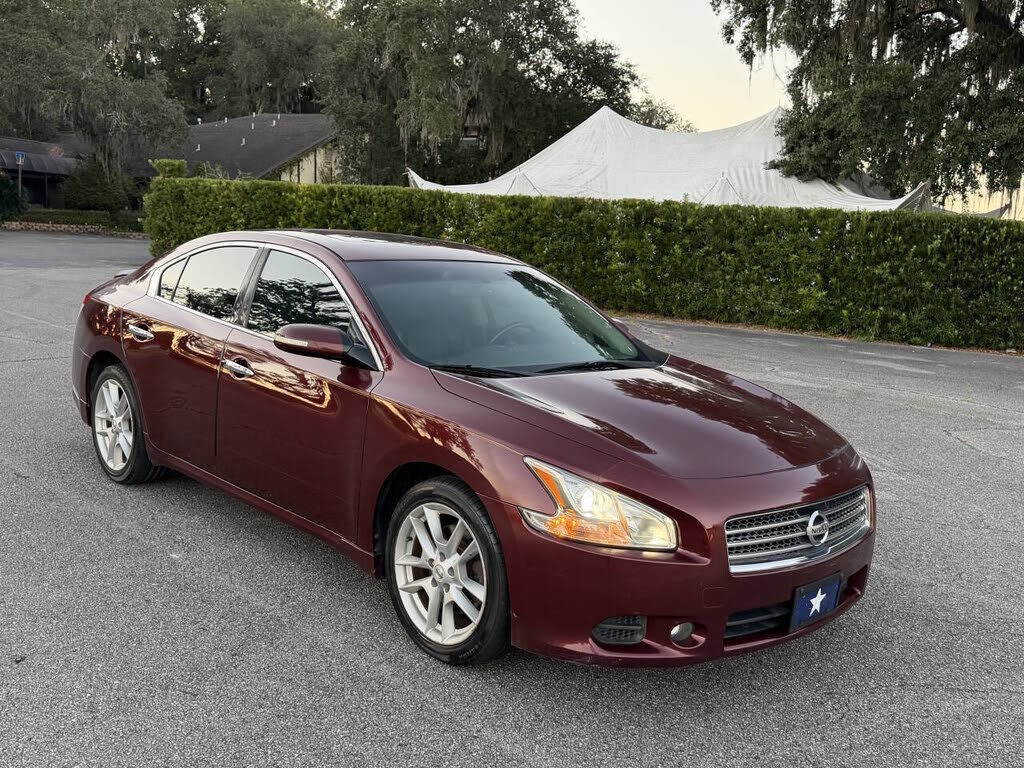 2011 NISSAN Maxima