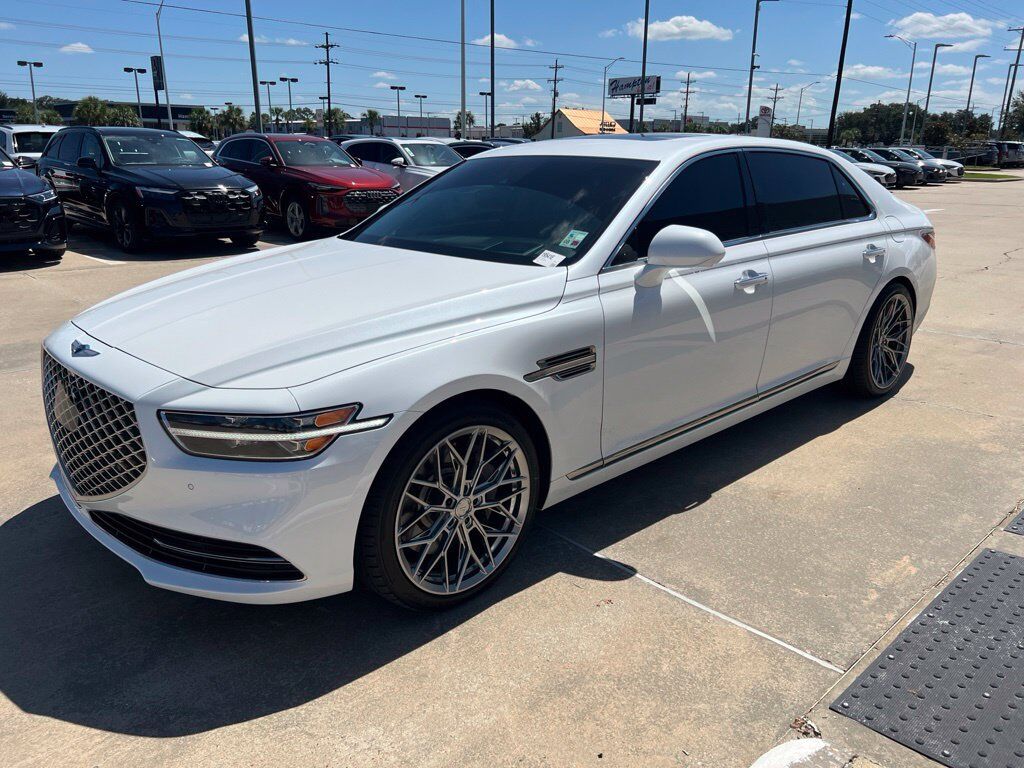 2021 GENESIS G90