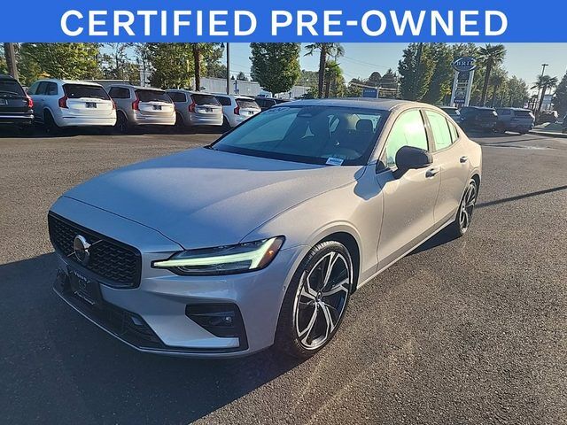 2024 VOLVO S60