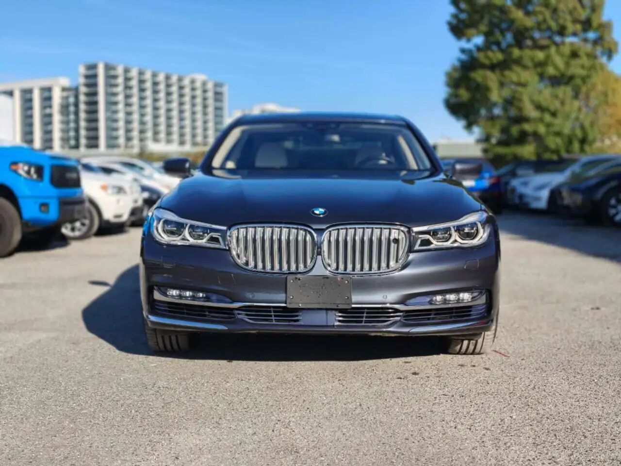 2016 BMW 750i