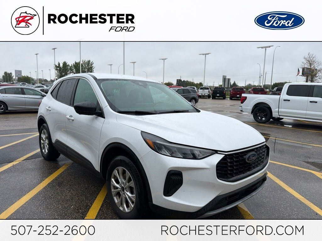 2023 FORD Escape
