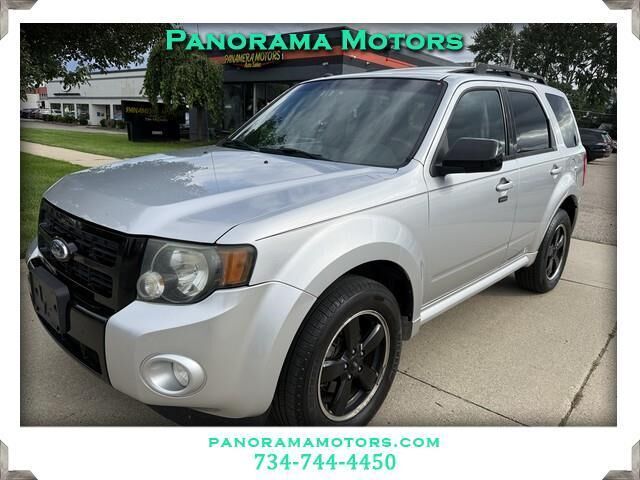 2010 FORD Escape