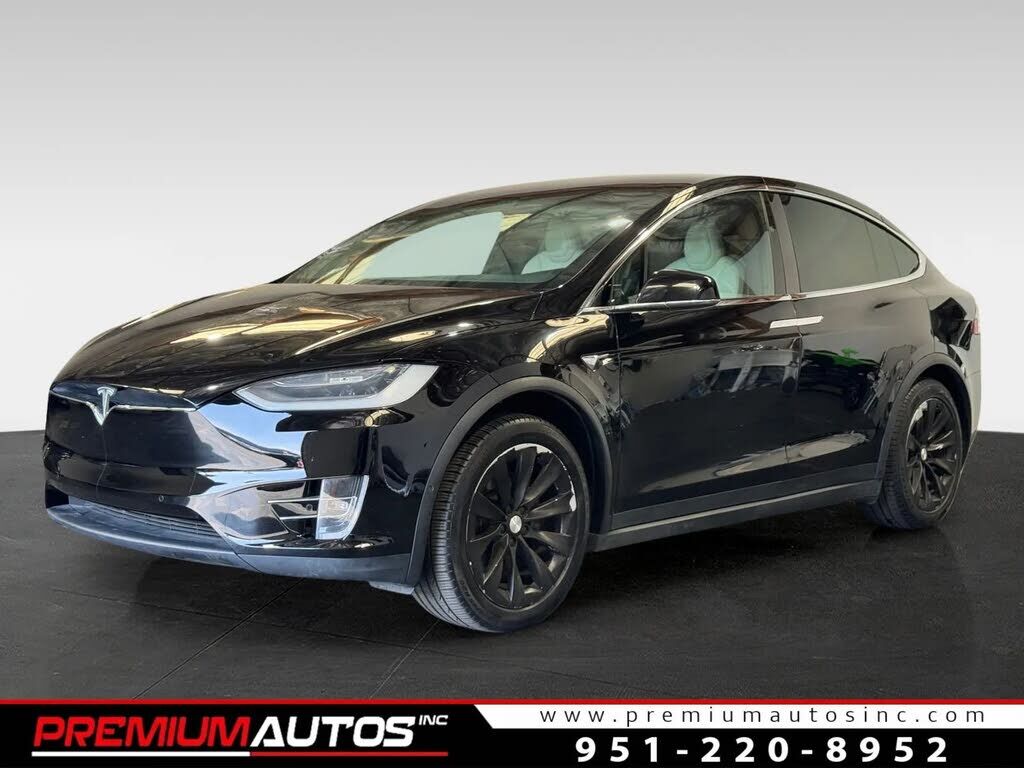 2021 TESLA Model X