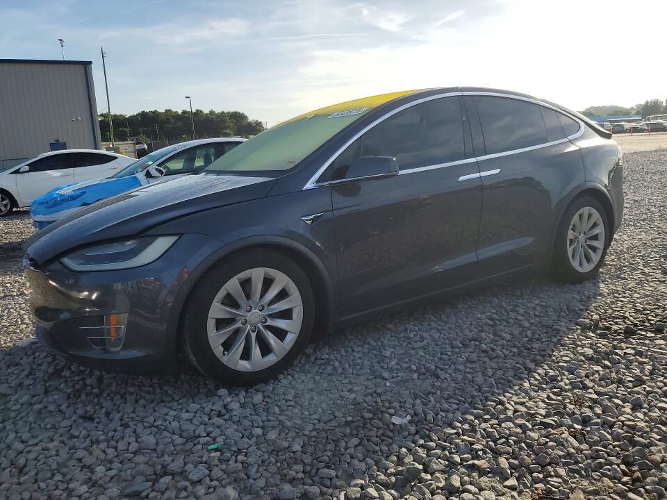 2017 TESLA Model X
