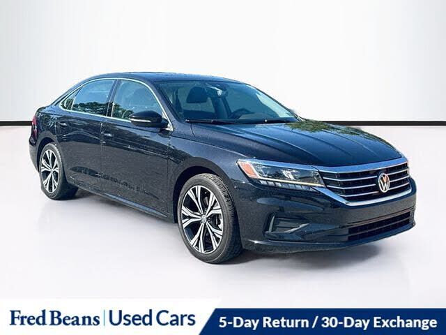2022 VOLKSWAGEN Passat