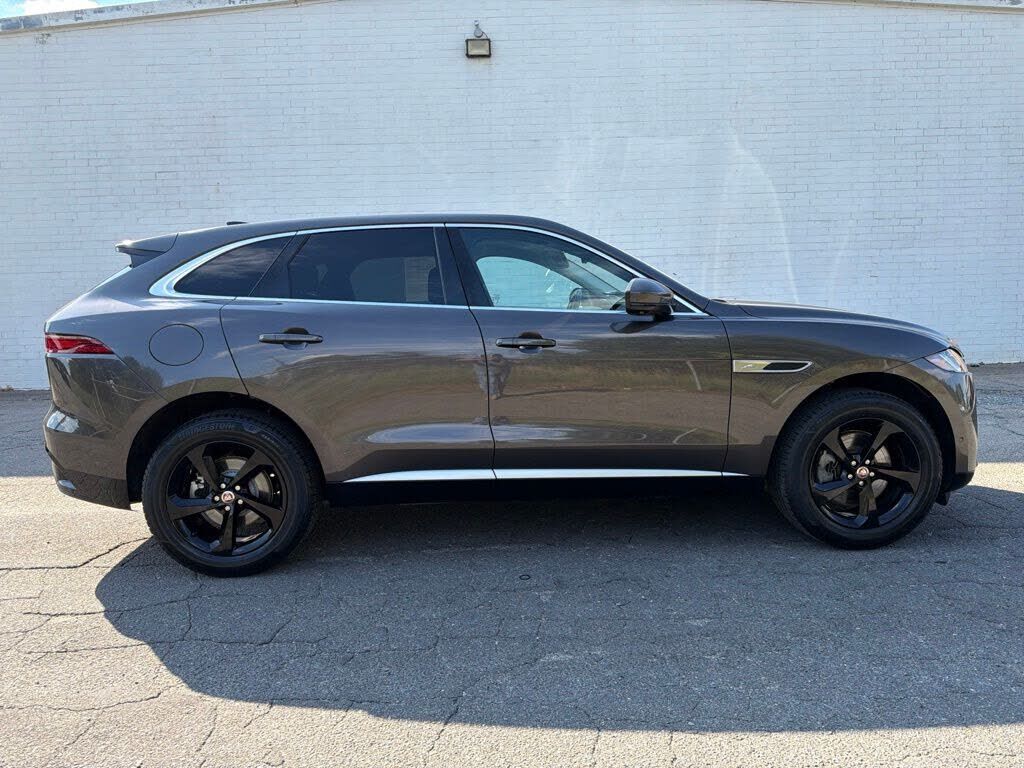 2021 JAGUAR F-Pace