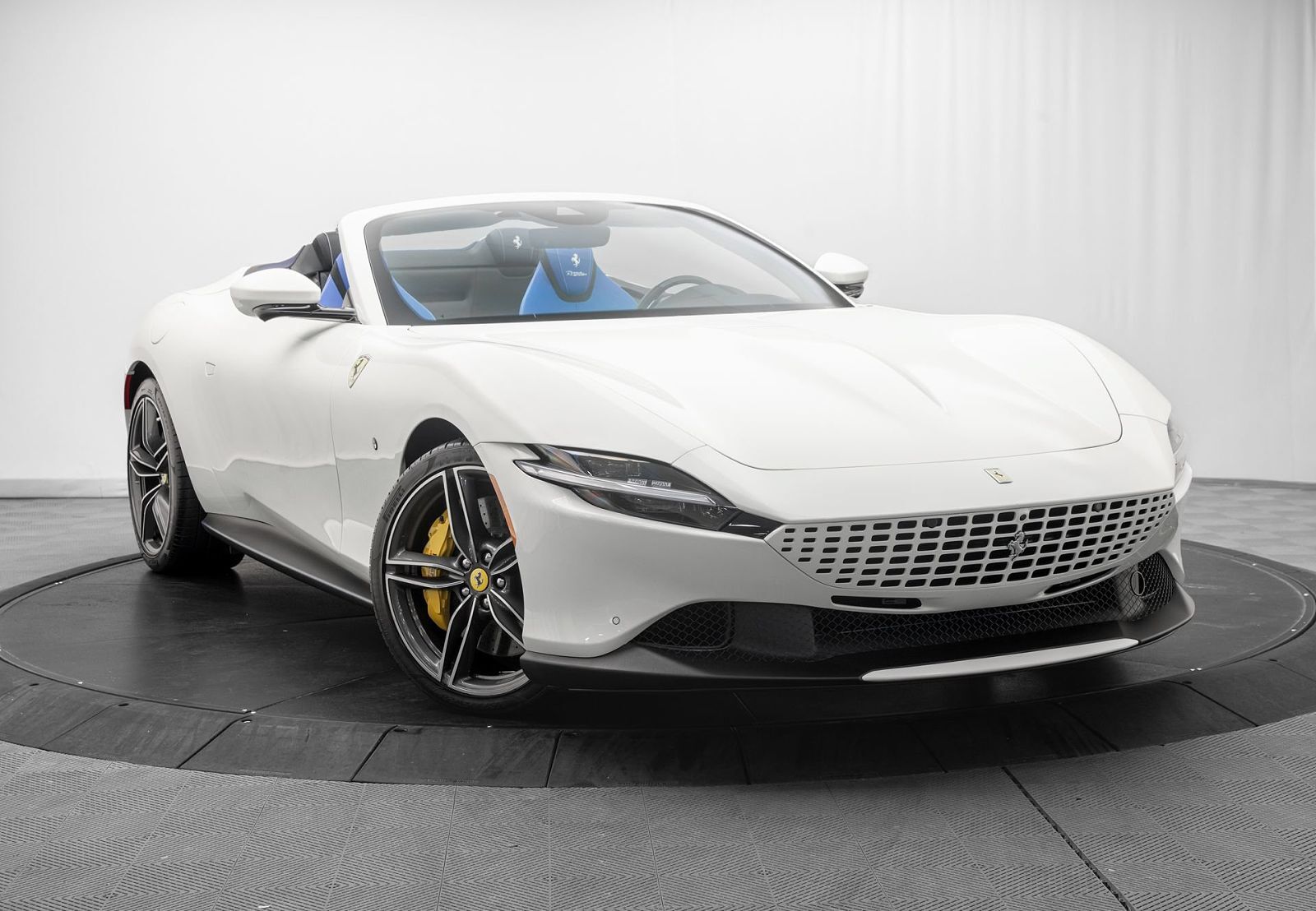 2025 FERRARI Roma Spider