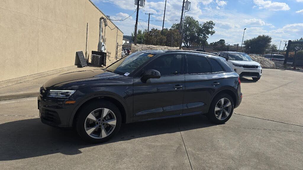 2020 AUDI Q5