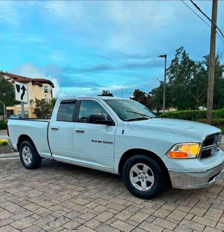 2012 DODGE Ram