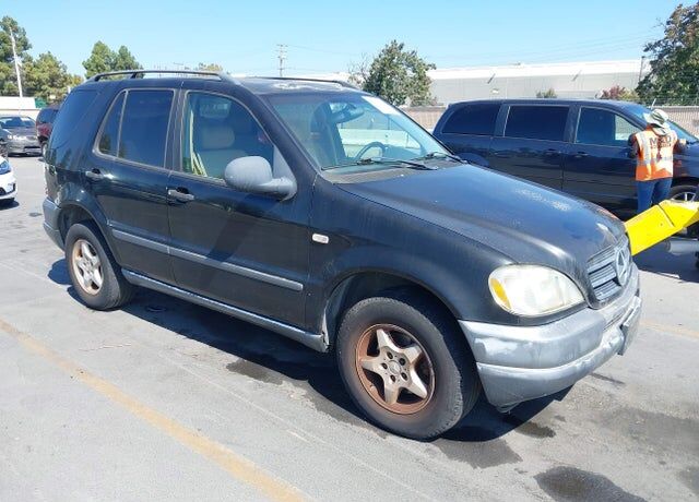1999 MERCEDES-BENZ M-Class