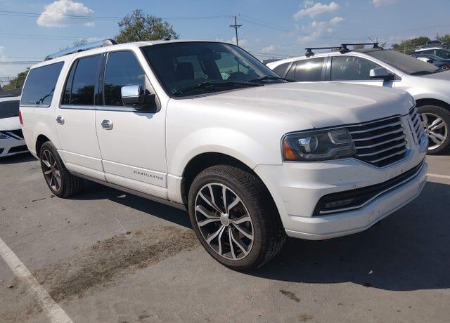 2017 LINCOLN Navigator L