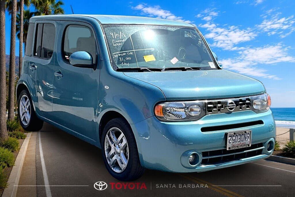 2010 NISSAN Cube