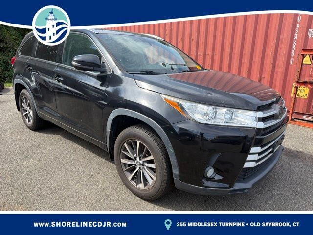 2016 TOYOTA Highlander