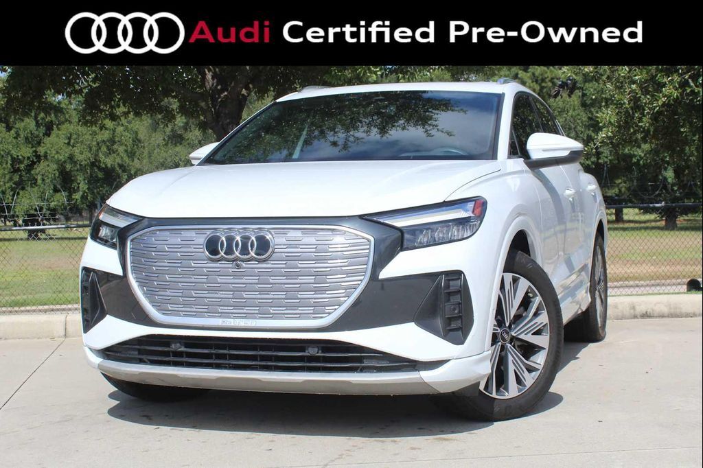 2023 AUDI Q4