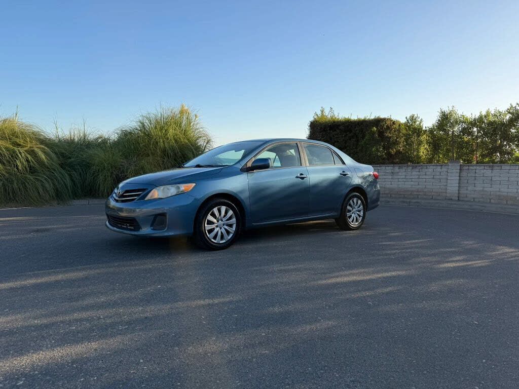 2013 TOYOTA Corolla