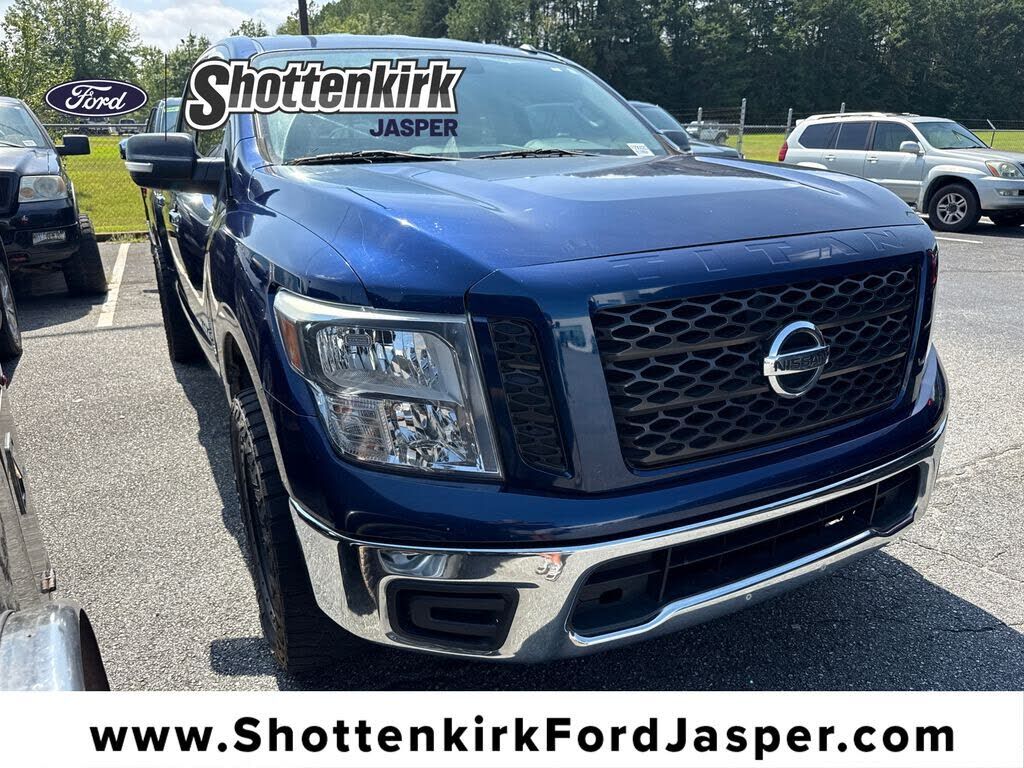 2019 NISSAN Titan